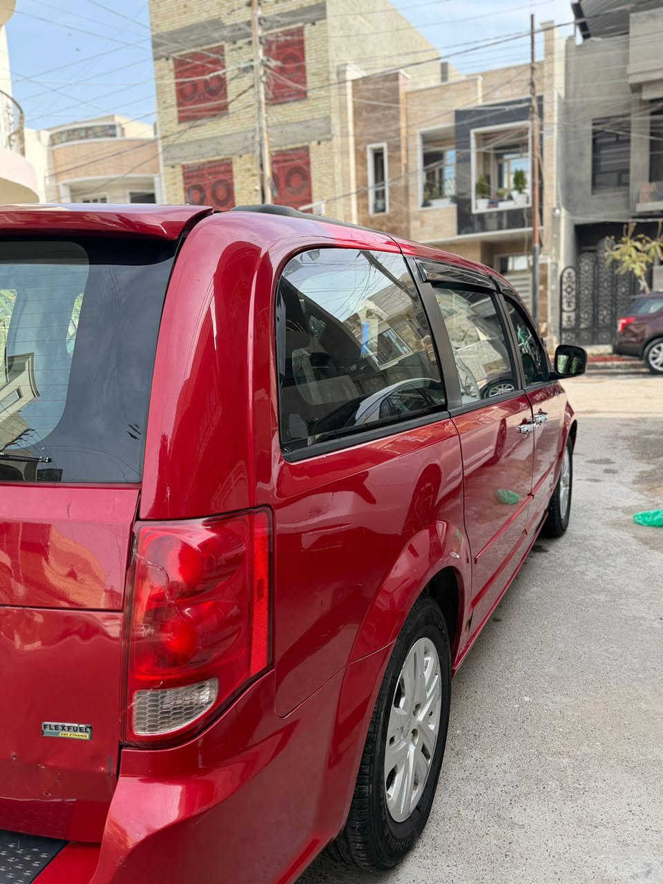 سلام عليكم للبيع دوج كرفان مديل 2013 وارد امريكي حادثه جاملغ امامي فقط وبيه قطع صبغ بدون دواخل مكينة كير صدر تخم تاير كله جديد تبريد ثلج سياره حلوه جاهزة سياره فول مواصفات الكاميرا تحكم استيرن شاشه جام كهرباء رقم بغداد تحويل مباشر مكان بغداد حي الجهاد شارع الشارقه سعر 117 وبيه مجال للطيبين رقمي ‏‪***********‬‏ / ‏‪***********‬‏
