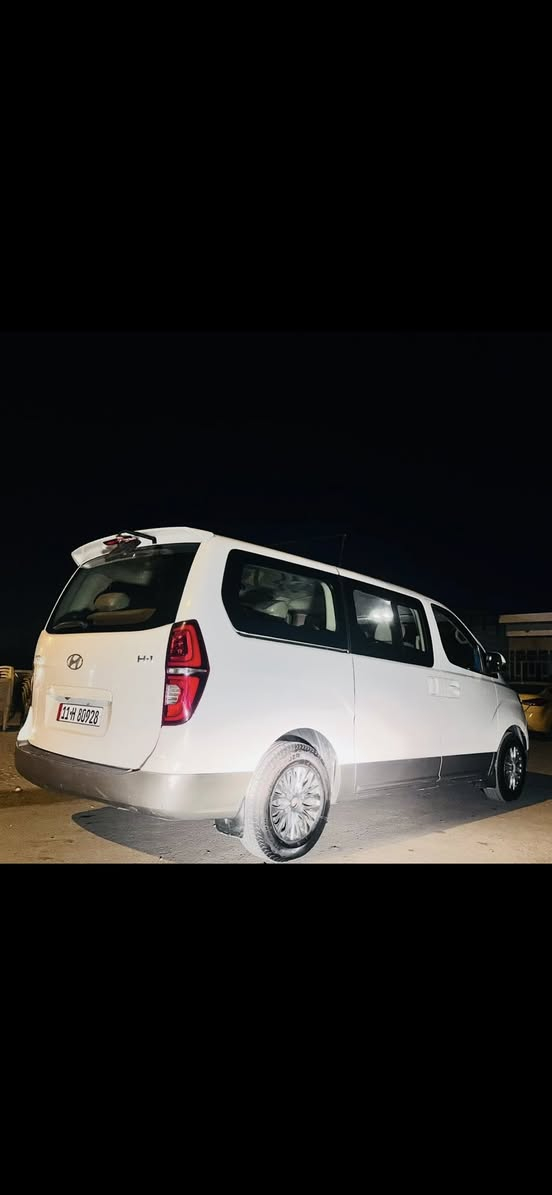 سلام عليكم ستاركس للبيع 2019 مفتوح 
رقم بغداد مكفوله سيارة نضيفه مابيه حادث 
ماشيه ٢٩٧ ألف مشي حقيقي مكينه بيه خيط تبخير 
للستفسار هاذ رقمي ***********
