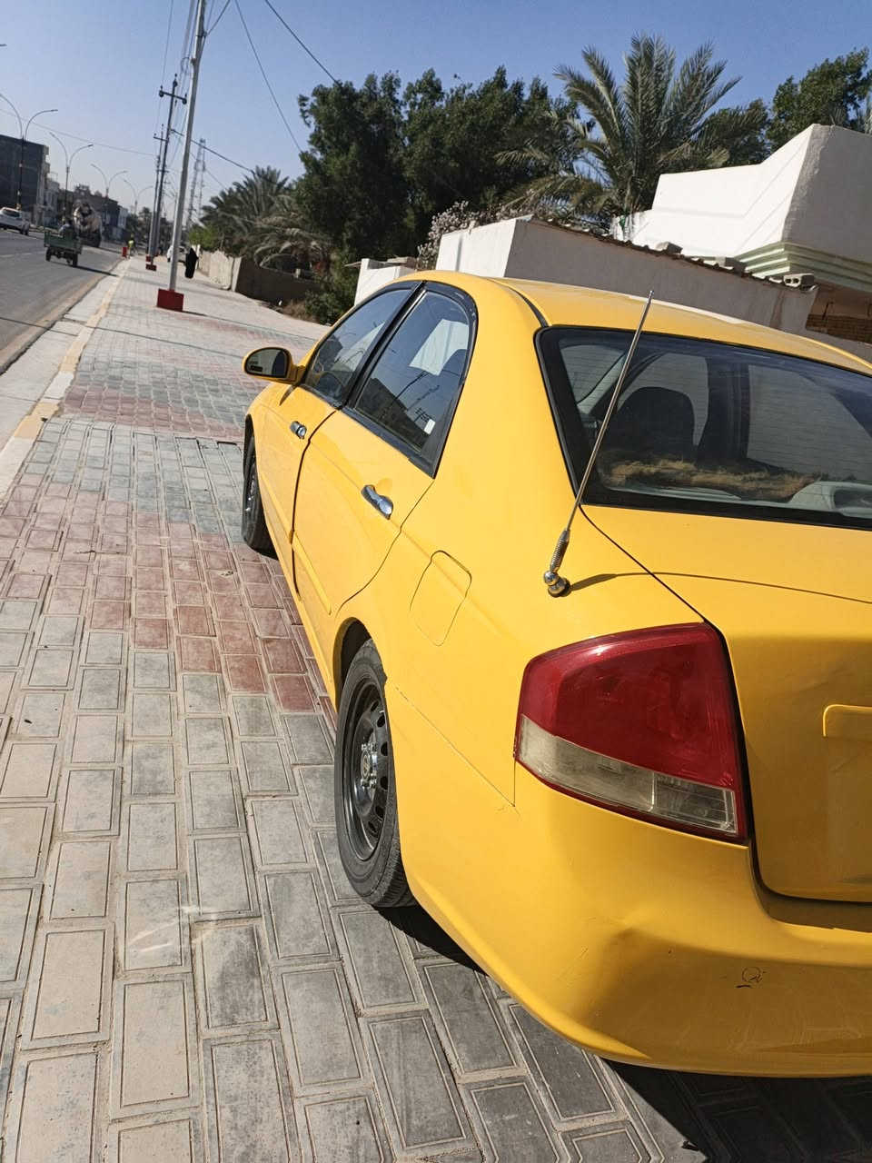 سلام عليكم كيا سبكتره 2007 وارد امريكي محرك 2000 ضررها جمالغ وبنيد مبدلات رقم بغداد انكليزي محرك وكير خير من الله السياره تخبل نضيفه كلش السعر 70 مكاني كربلاء شارع احمد الوائلي فرع الحداد الرقم ***********.   ***********   وشكراً
