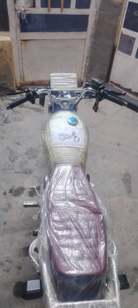 السلام عليكم دراجه تايكر موديل 2025 جديده ماماشيه شي قليل لاستفسار التصال ***********
