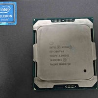 معالج Xeon • E5-2667 v4