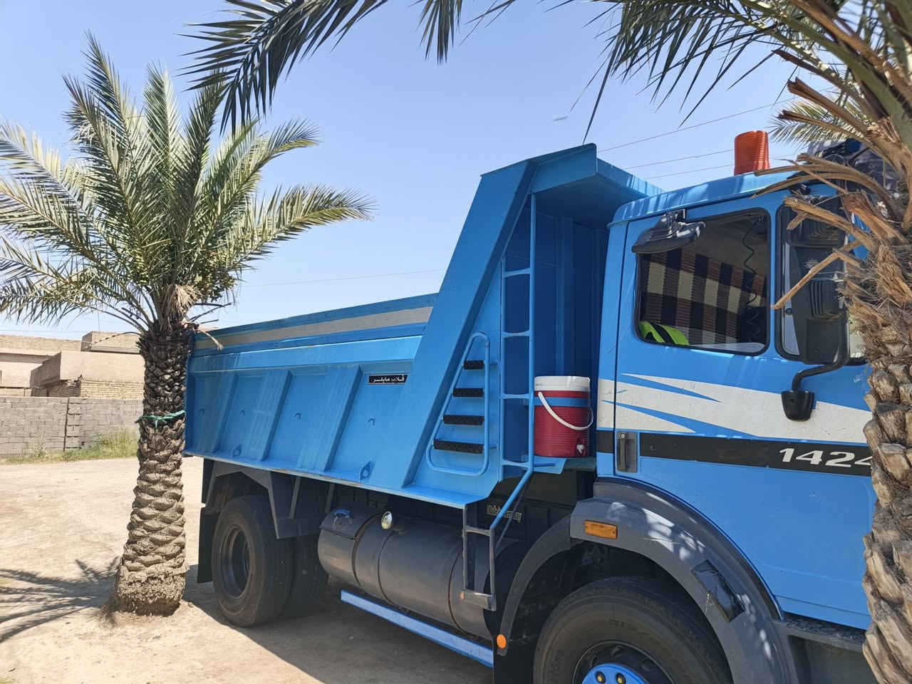 سلام عليكم البي 95 للبيع فرنسي غطرت صبغ مابيه مكينه سته سوبر كير سته دكمه مكان سياره بغداد ***********
