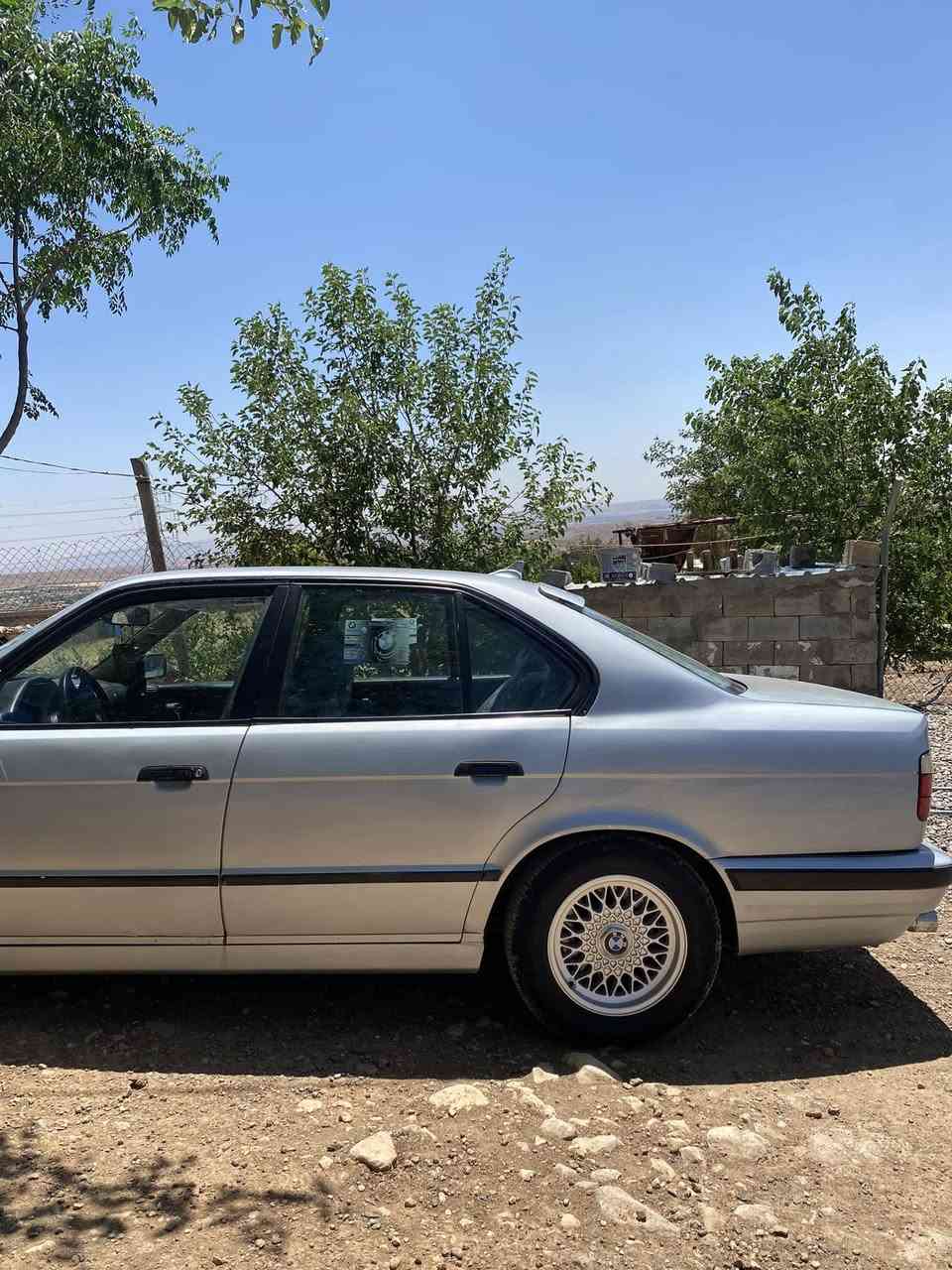 سەرەتا بەناوی خوا ی گەورە سڵاو هاورێیان ئەم بیەمەمان هەیە بۆ فرۆشتن525تۆماتیک دەبڵ دیجیتاڵ مۆدیل1995 قەپات مواسەفات بەس سلاد نیە چوار جام کارەبا کوشن جڵد کوشن سیاحی سەیارەکە سفرە ماڵ جوان بۆخی دیارە پێویست بە وەسف ناکا سەیارەکە ئارم پلاسیک هەولێر ئەرمو ئەوالیات موس براوە بەشەرت تکایە مشتری نی سەرخۆت و منیش مەیە شێنە لەگەڵ رێزدا سعر 48گلا ***********
