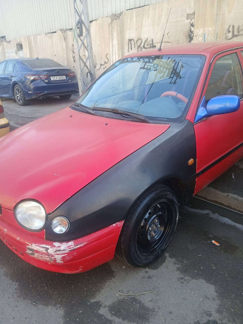 من رخصه الادمن
السلام عليكم ..كورلا م 1999 ام عيون يسرى بلاد للبيع
سياره بااسمي تحويل ثاني يوم سنويه جديده 
مكينه وكير وتبريد كلهه جاهزه وتمام 
حداديه كلش تمام باتري جديد. تخم تاير ويل جديد 
كهربائياتهه كلهه شغاله بلاد بدون جطلات عليهه ادامه منضومه بانزين جديده فيت بم نوزل بلك كله جديد عوزه نقوصات يده سكن ودركه ستيرن 
السعر ٥٢ وبيه مجال العنوان بغداد للاستفسار ***********
