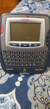 الكترونيات • تفاصيل ناقصة