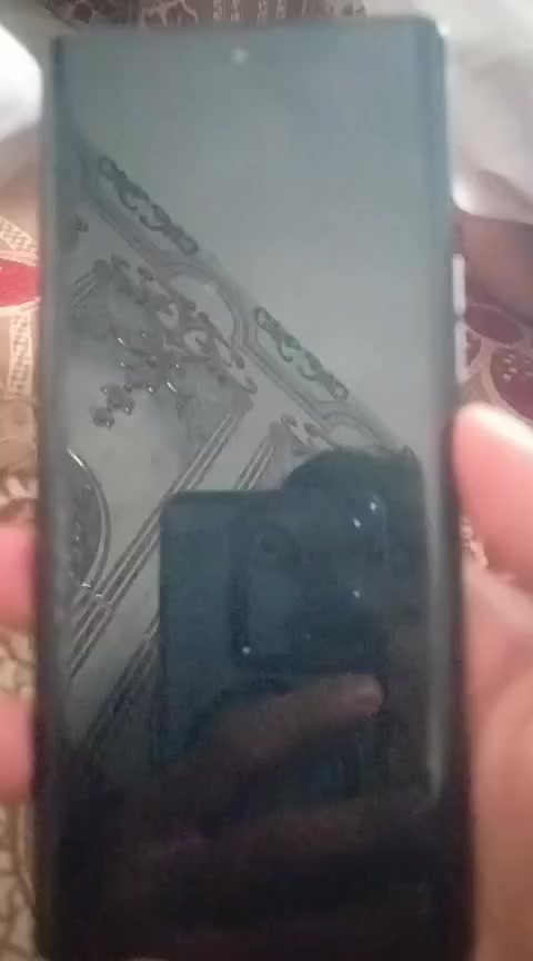 سلام عليكم جهاز تكنو كامون 40 ابرو 5G
صارله اسبوع من طلع من شركه اريد ارواس بدراجه كون نضيفه كلش
موصفات تخبل 
اخوو الايفون 
مكاني الصخيين
***********
