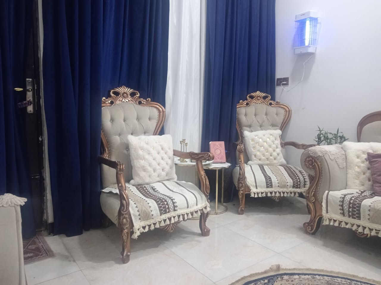 تخم ملكي مع طبله وسطيه 10مقاعد بي ضرر من رجل وحده من المقعد ابو نفر مكاني بغداد جكوك وقف القادري  السعر 650 وبي مجال بسيط


**إذا كنت صاحب هذا الإعلان وتريد حذفه لأي سبب، رجاءا أرسل رسالة إلى الدعم الفني**