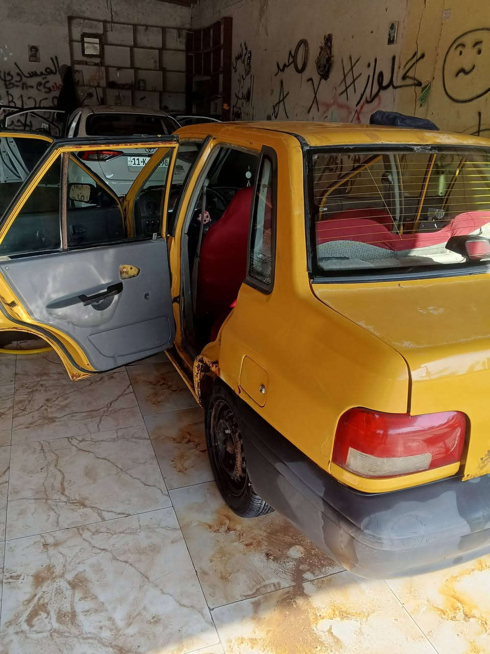 سايبه موديل 12 مكينه وكير نضاف حداديه نص عمر كهربائيات شغاله رقم أحمر راعيها موجود سنويه موجوده سعرها (13) ورقه للاستفسار ‏‪***********‬‏او المراسله
