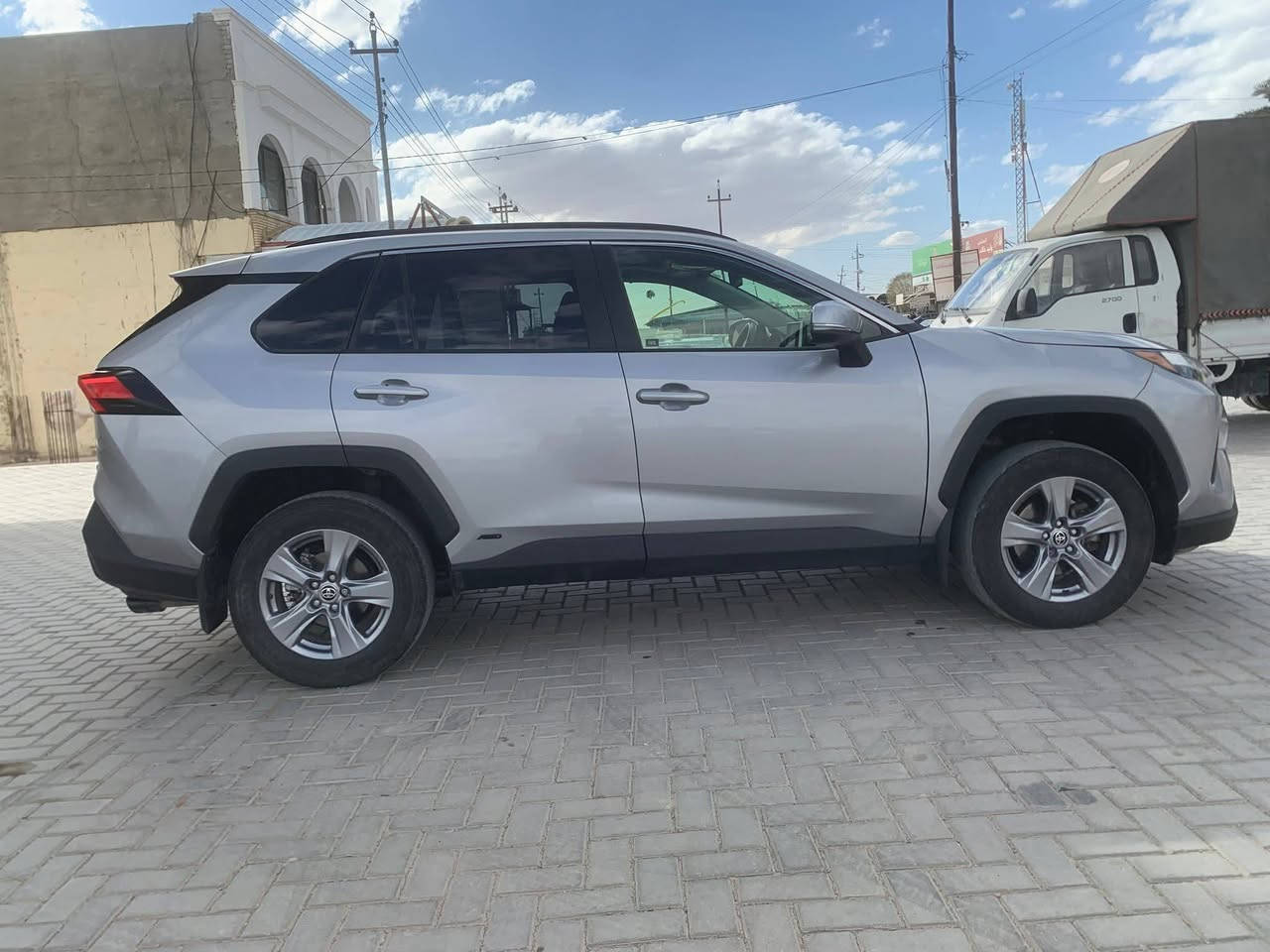 السلام عليكم راف فور موديل 24 هايبرد بدون صبق مواصفات فول السعر 205 السونار مرفق مع الصور هاتف ***********
