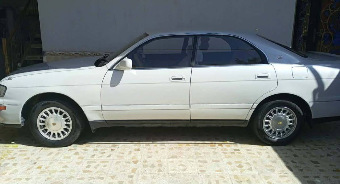 بطه موديل 1992 ابيض لؤلوي مكفوله من الكص ونقل الجثنه محرك 2500 تبريد شغال تخم تاير مصبوغة للجماليه فقط بدون ضربه سنويه 2026 سقطت قبل عشر ايام اوكف بالاصوليات والعشائر السعر 65 وبيها مجال ميسان قلعة صالح للتواصل ***********..***********
