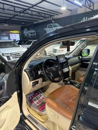 لاندكروز • ٢٠٢٠ • V6