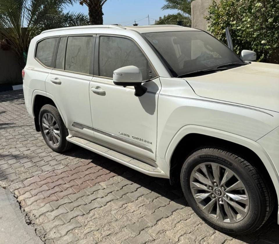 لاند كروز 2024  امتد ساز
بأسمي سياره على وضع الشركه ماشيه ٢٧٠٠
بس الترقيم مشيناها ساس لمتد ضمان 
شركه ساز ٤٠ ألف كيلومتر سياره أخت الزيرو 
ومواصفات اللمتد معروفه كفاله عامه
رقم صاحب سيارة ***********
