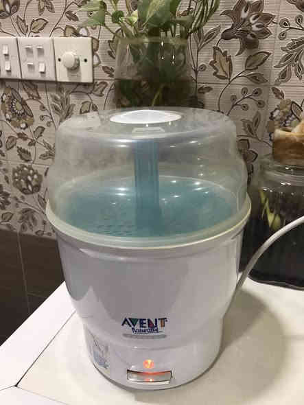 شبه الجديده اصليه قويه فلبس سعر السخان ٥٠ سعر المعقمه ٧٠ حجم كبير شيل ٦ ممات ستعمال قليل
