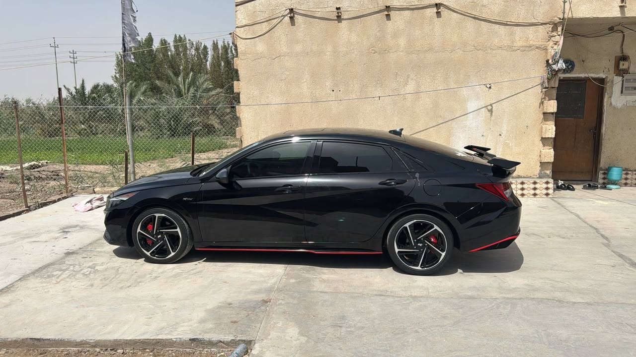 سلام عليكم  
سوناتا ان لاين فول مواصفات 
محرك1600تيربو ماشيه20حره بدون رقم تقرير غرق شرط الفحص كفاله من كلشي برغي مامبدل بيه
المنفيس بسمنه فتحه عينه ليزريه فول تحكمات راردات 360درجه  موديل 23
***********
