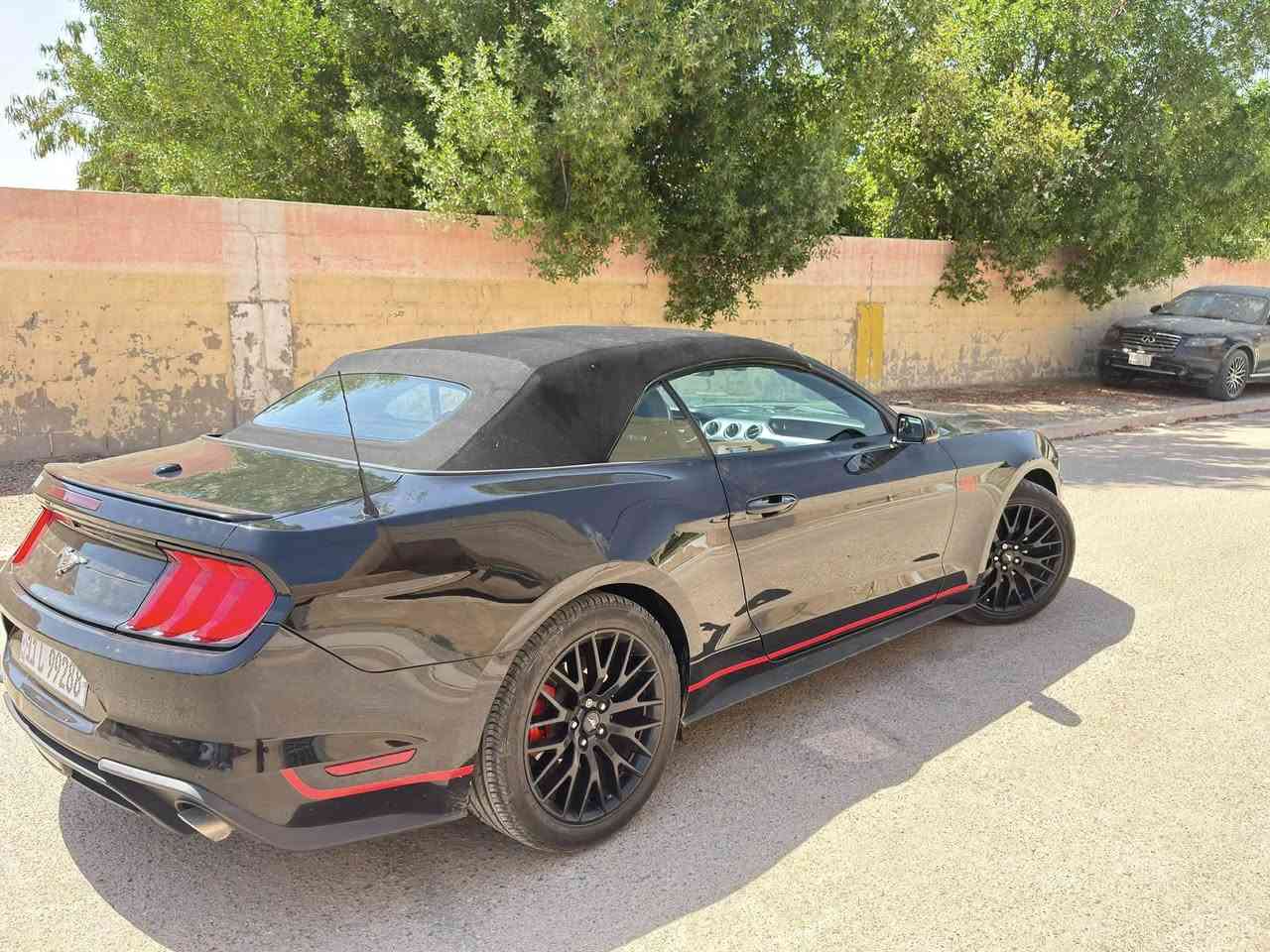 سلام عليكم ورحمه الله وبركاته
Mustang Ecobost Premium
فورد موستنك ايكو بوست بريموم
اعلى مواصفات 
2.4L twin Turbo
موديل سنة :2019
ناقل الحركه : اتوماتيك 
10 نمره
ماشيه 64 الف

مواصفات:
كشف
رادار امامي
رادار خلفي
رادار جانبي بالمري
تحديد مسار
٤ وضعيات قياده
كنشات كهرباء
وجلد تدفئة وتبريد 
دشبول سبع الوان 
تشغيل عن بعد 
مري ترحيب شعار موستنك 
بصمه ابواب
شاشة كبيره 
كامره خلفية
دوس ترحيب موستنك سبع الوان
و….. الخ من المواصفات

سياره وارد امريكي 
وحادثها موضح بالصور
بدون دواخل طبعا
وصبغها بس جاملغ ايسر
مكان سياره بغداد 
تواصل ***********
 واتساب متواجد
