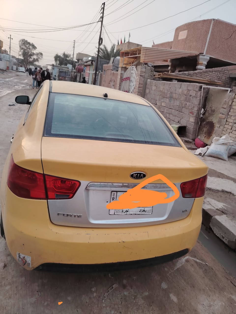 سلام عليكم  سيارة البيع كيا فورتي مودلي 2012 سنويه 2030  وهذه رقم 📱 مبايلي *********** السعر 75وبي مجال قليل
