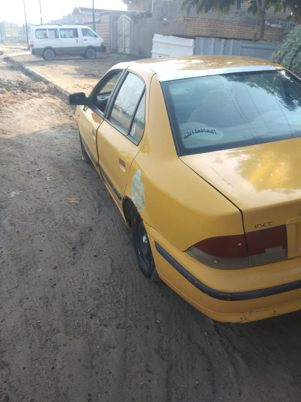 السلام عليكم سياره سمند موديل ١٢ مكينه وكير فرنسي تخم تاير سنويه ٢٨ مصفره سعر ٢٥ وبيه مجال لتواصل ***********
