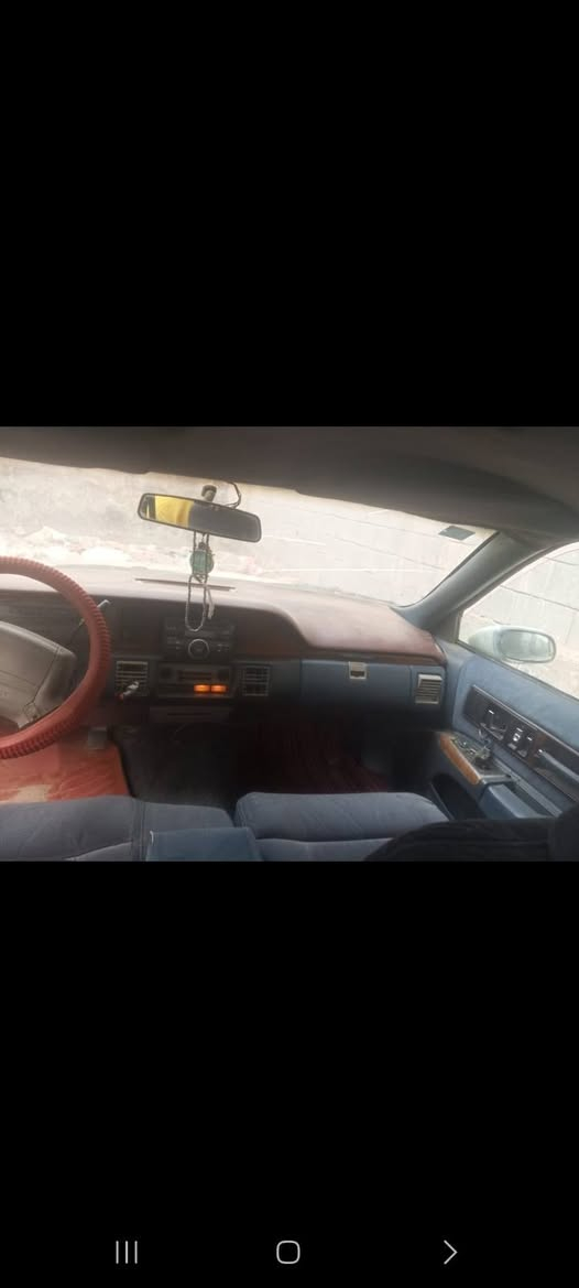 السلام عليكم دولفين للبيع مديل ٩١ محرك بلادي بي خيط تبخير كير ٧٠٠ جديد والبدي شوف العين  سنويه ٢٩ شرط تحويل رقم نجف راعيه بصره والسيارة بلبصره ابو الخصيب رقم تلفون   *********** السعر ٢٧ وبيه مجال
