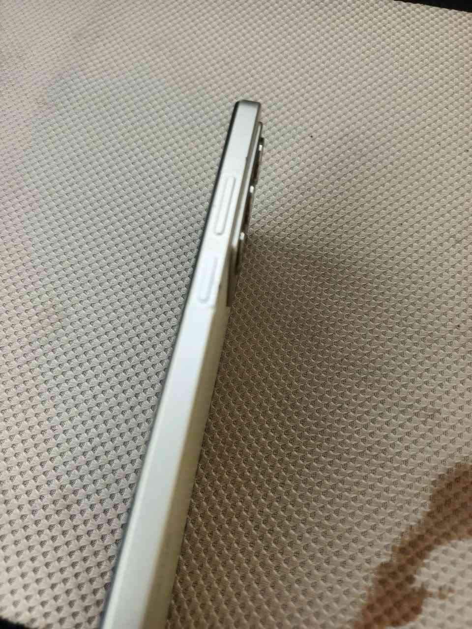 ريدمي c75لبيع ذاكرة 256ذاكرة عشوائي 8+16بطارية 5828مفتوح مصلح شريط انارة فقط السعر 125
*********** 
بغداد
