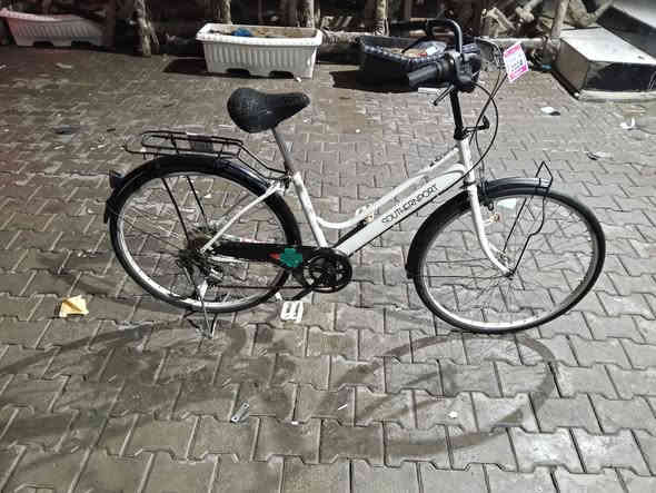 بايسكلات لبيع الشراي يجي خاص او واتساب الرقم ***********
