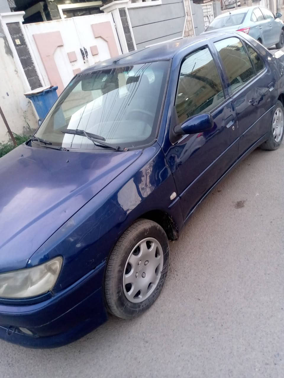 بيجو للبيع كير محرك نضيف تخم تاير رقم بغداد تبريد شغال واتصال ***********
