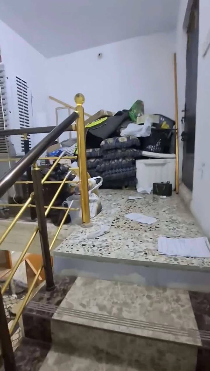 بيت للبيع  كربلاء حولي مستشفى الكفيل حي المثالي قريب كلش على اسواق برتقالة  مساحه 70متر واجهه 7نزال 10طابق واحد بناء طابوق كونكريت مسلح يبعد 40متر عن الشارع العام الجاير السعر  83وبي مجال مكانه قرب التجاري ونظيف بناء مال جناي.  واذا مراوس اب قطعة 100 متر قطعه بلاطباء القدس ملحف الفارس الفارس حي السلام حته لو فرق عادي


**إذا كنت صاحب هذا الإعلان وتريد حذفه لأي سبب، رجاءا أرسل رسالة إلى الدعم الفني**