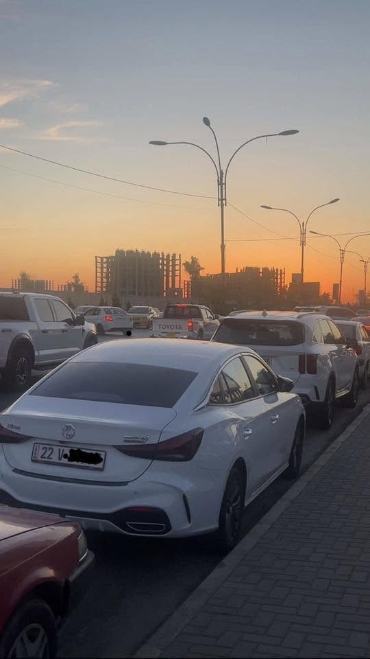 MG GT 2025
ماشية 28600 الف كم

مواصفات فوول 1/1 

كشنات جلد لون احمر كامل وكشن السائق كهربائي
فتحة سقف
اوتو هولد
حساسات خلفية
كامرات 360  درجة
مرايات كهربائية
شاشة كبيرة
محرك 1.5 تنفس طبيعي
 
وباقي مواصفات ال ام جي تي معروفة

سعرها 125 ورقة

للاستفسار ***********
