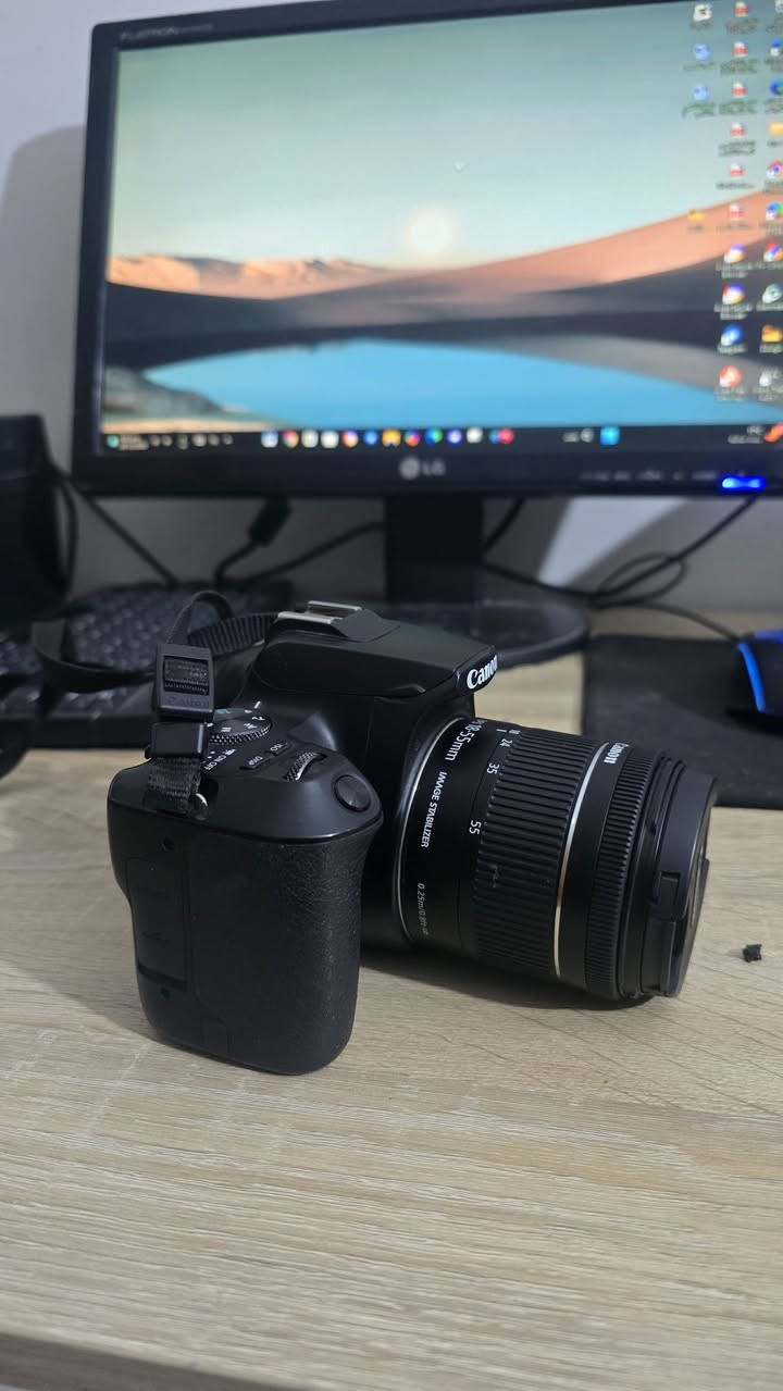 🔴كانون D250 .. استخدام ايام بسيطه
عدسة 55_18
ملحقات كامله ...... ذي قار 
***********
