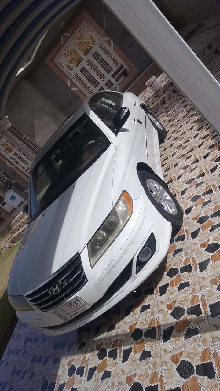 ما شاء الله

---

*🚗 للبيع هيونداي ازيرا 2011 🚗*

*المواصفات:*
- *المحرك:* 2700 cc مكينه شرط
- *التبريد:* جاهز ثلج ❄️
- *الصبغ:* بدون اي اثر صبغ، سيارة جاهزة 
- *الرقم:* انبار تحويل مباشر بإسمك 
- *الحالة:* السيارة ما تصرف دينار واحد، جاهزة 
- *المكان:* الرمادي - الانبار 

*السعر:* 110 ورقة وبيها مجال للشراي الصادق 💰

*للتواصل واتساب/اتصال:* 
📱 ***********

السيارة واقفة وتكدر تشوفها وتفحصها بأي وقت بالرمادي
