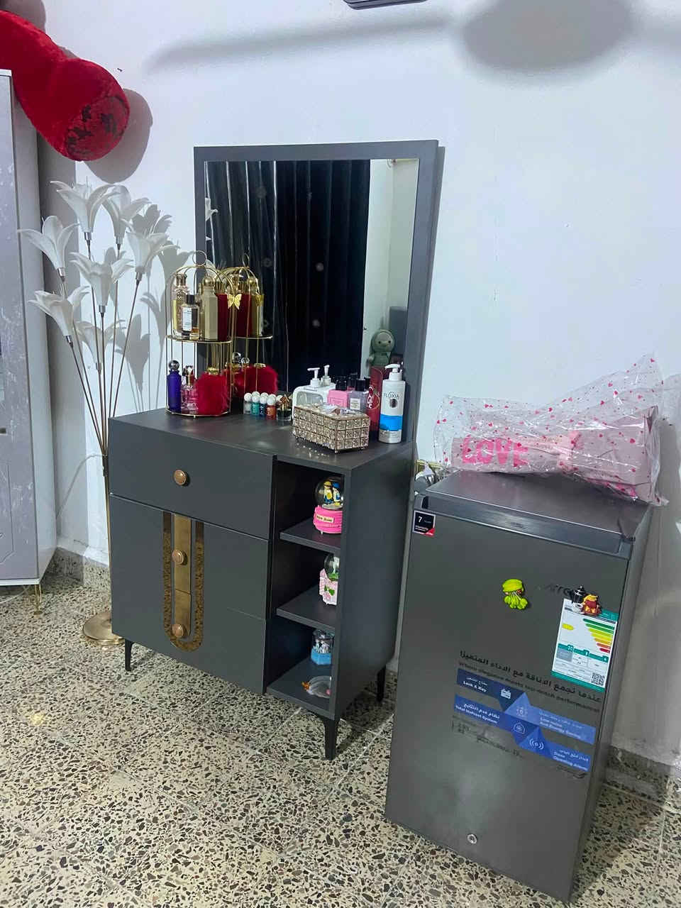 غرفه خمس قطع للبيع٤٥٠ مابيها اضرار المكان الشرطة الخامسه فوك البياع


**إذا كنت صاحب هذا الإعلان وتريد حذفه لأي سبب، رجاءا أرسل رسالة إلى الدعم الفني**