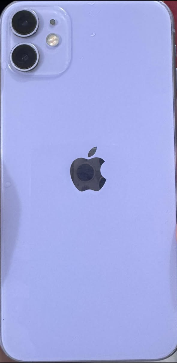 � للبيع: iPhone 11 64GB 🔥
• حالة ممتازة ومحدث بالكامل ✅

 • بطارية 75%

 • شاشة مبدل أصلية (غير مكسورة أو خدوش)

 • الكرتونة موجودة 📦

 • السعر :225الف 💰

 • مع كفر وشاحن 

مكان بغداد المشتل 

السعر قابل للتفاوض
رقم الهاتف ***********
