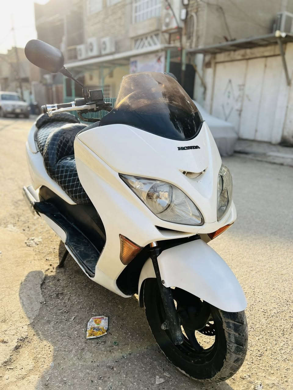 سلام عليكم فورزة 08 للبيع عمية ابلاد دراجة كل نقص مبيهة
كهربائيات كلهة شغالة اوراق كملة  السعر 850الف مكان بغداد العبيدي الرقم ***********
