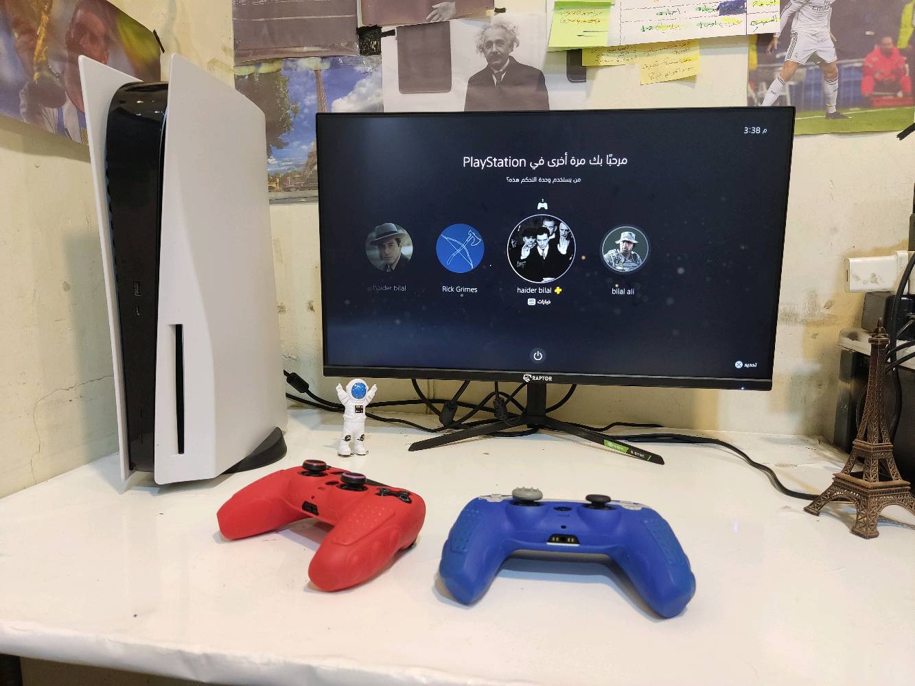 بلي 5 فات الجهاز ونظيف🎊 وكدامك وياه يدة اضافية اصلية 🎮.
البلي طبيعي اون لاين بس حالة حال المهكر بي .
بي حساب مهكر وتكدر تلعب اون لاين شكد ما تريد واشتراك سنة او مدى الحياة.

اهم العابه 😕
Battlefield™ 6 😂
Battlefield™ 1🌟
Battlefield™ V🌟
Battlefield™ 2042 🌟
EA SPORTS™ FIFA 20
EA SPORTS™ FIFA 21
EA SPORTS™ FIFA 22
EA SPORTS™ FIFA 23
EA SPORTS FC™ 24 نسخه الالتمت
EA SPORTS FC™ 25 نسخه الالتمت
God of War® III Remastered 
God of war 4
God of War® ragnarok
ARK: Survival Evolved
Call of duty Black ops 6
Call of Duty®: Black Ops Cold War
Call of Duty®: Black Ops 4
Call of Duty®: Black Ops III اعلى نسخه
call of duty modern warfare III
Marvel's Spider-Man: Miles Morales
Marvel's Spider-Man 1
Marvel's Spider-Man 2
NBA 2K16
NBA 2K25
The Forest
Holdfast: Nations At War جديده
Minecraft
The Last of Us™ Remastered
The Last of Us™ part I
The Last of Us™ part II
WWE 2K23
Grand Theft Auto V
HITMAN™
HITMAN™ 2
 
ولا ننسى طبعاً بفضل بلص عندك مكتبه .
وياه قرص قراند .

سعر الجهاز 750.الف وقابل للتفاوض.