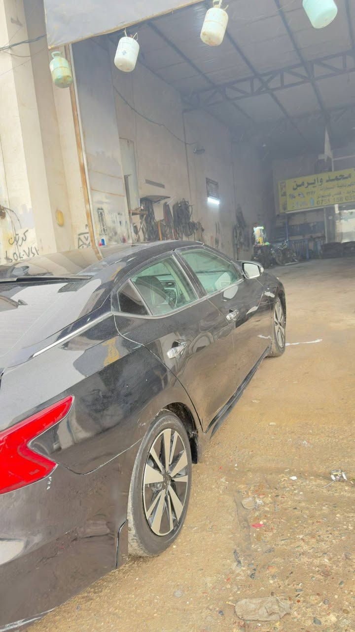 نيسان مكسيما 2017
محرك 6 بستن
سقف بنوراما 
موصفات فول
ويل كب
حادث سياره دعما امامي خلفي لغد صفحة سايق مع شانسي مع خلفي جاملغ سايق
بيها قطع تبديل ابيع حزام
صنويا لحد 2027  
سعر 90 
رقم تلفون *********** أربيل, العراق
