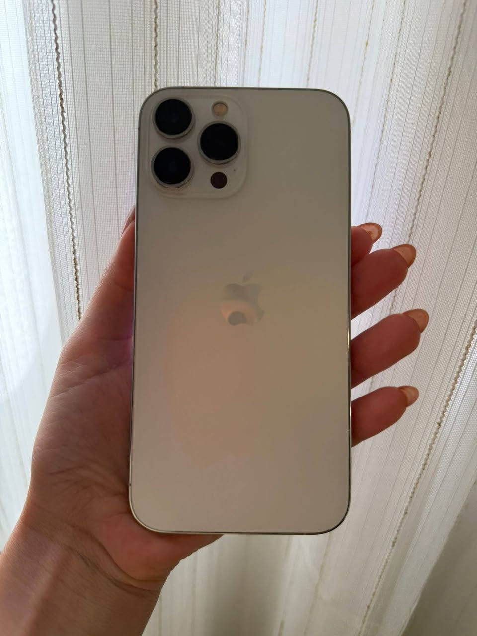iPhone 13 pro max ابيض
ذاكره 512
بطاريه 78%
نظيف جداً وغير مفتوح و غير مصلح ومابي اي مشكله
الملحقات كفرات و كيبل شحن 
السعر 750 و بي مجال


**إذا كنت صاحب هذا الإعلان وتريد حذفه لأي سبب، رجاءا أرسل رسالة إلى الدعم الفني**