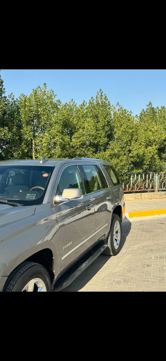 السلام عليكم تاهو 2017 وارد امريكي مواصفات Lt2 أعلىٰ فئة 1/1 محرك 8 سلندر 5300 السيارة بدون ايرباك ضررها جاملغ وبنيد السيارة رقم بغداد الدولي الجديد السعر 325 وبيها مجال  
رقم الهاتف : ***********
غير متواجد على الفيس بوك

مواصفاتها 

1- بصمة تشغيل + بصمة ابواب
2-تشغيل عن بعد 
3-سلايد روف
4-ثلاجة داخلية 
5-رادارات جوانب امامي وخلفي
6-تحديد مسار 
7-حساسات امامي خلفي 
8-نظاف التوقف الذاتي 
9-داش كام كامرة امامية خلفية / كار بلي
10-تحكم ستيرن 
11-كروس سرعة
12-نقطة عمياء 
13-لايت لد + لايت زينون 
14-انظمة قيادة (سبورت,جبلي,سحب)
15-نظام مانع انزلاق
16-كشنات كهرباء
17-تدفئة تبريد لكشنات السائق والراكب
18-كشنات خزن ميموري 
19-كشن هزاز 
20-كشنات جلد 
21-مري شفط
22-صندوق كهربائي شفط
24-ستيرن كهربائي
25-ستيرن تدفئة 
26-كاميرات عدد 5 
27- رادار نقطة عمياء
28-سستم سماعات BOSE
29-شاحن لاسلكي
30-نظام ترحيب واستقبال 
31-قاصة
32-داتى شو
33-ويل كروم
34-بك لايت لد ولد امامي
35-كشنات منفصل Vip
36-عارض DVD بالسقف
37-منافذ ڤولت 12 USP وبلوتوث 
وهواي مواصفات بيها السيارة
