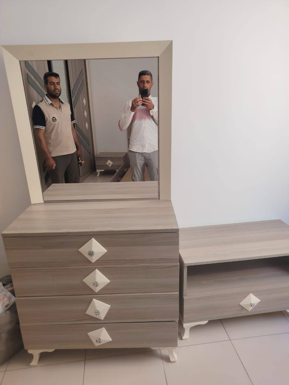 ٦ قطعه بدون دوشك ب ٢٥٠ الف ومجال اربيل


**إذا كنت صاحب هذا الإعلان وتريد حذفه لأي سبب، رجاءا أرسل رسالة إلى الدعم الفني**