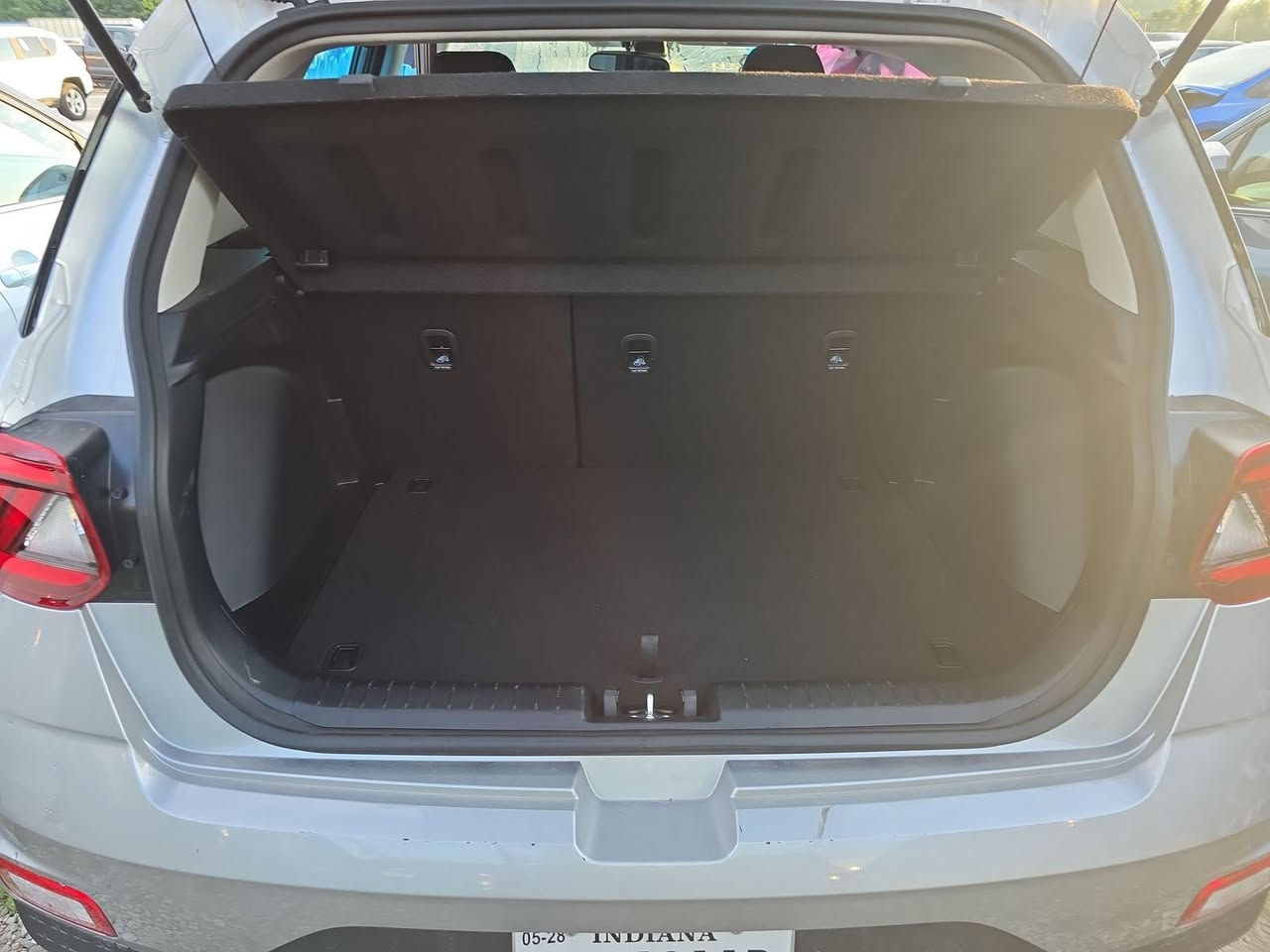 فينو 2025 فول فتحه وبصمه 
السعر 95 وبي مجال 
السياره موجوده بل حره 
الايرباكات مصلحه
***********
