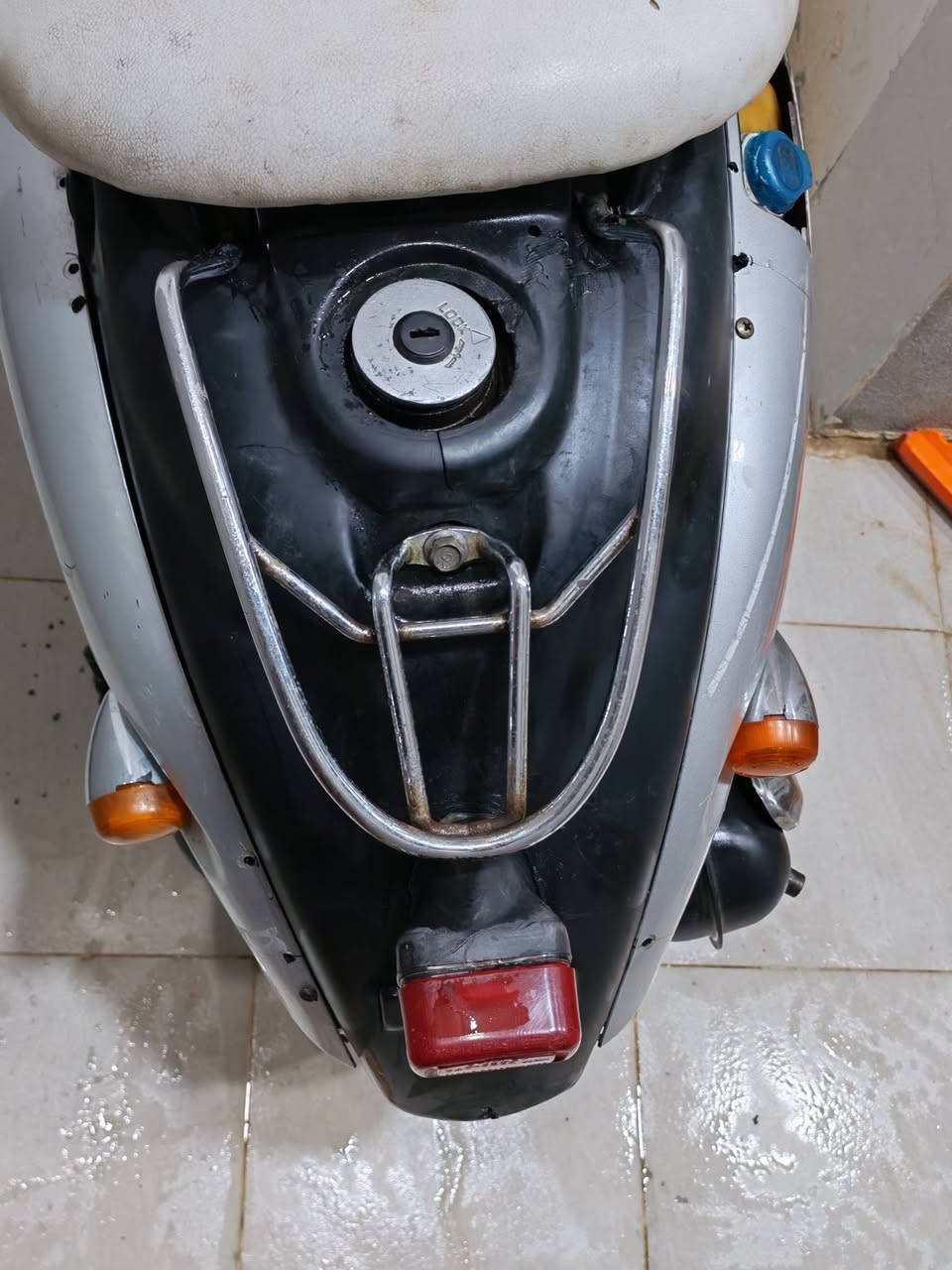 دراجة 60 عبد الحليم كلاسك كهربائيات شغالة مكينة ناعمة تايرات نظيفة دبلات جدد هندر شغال هندر واحد تشتغل بكل وق السلف هم تشتغل بس الباتري ضعيف
دراجة حلوة السعر 190  الف العنوان بعقوبة شارع الديري الشراي يتصل و يدلل ***********
#بعقوبه #دراجه
