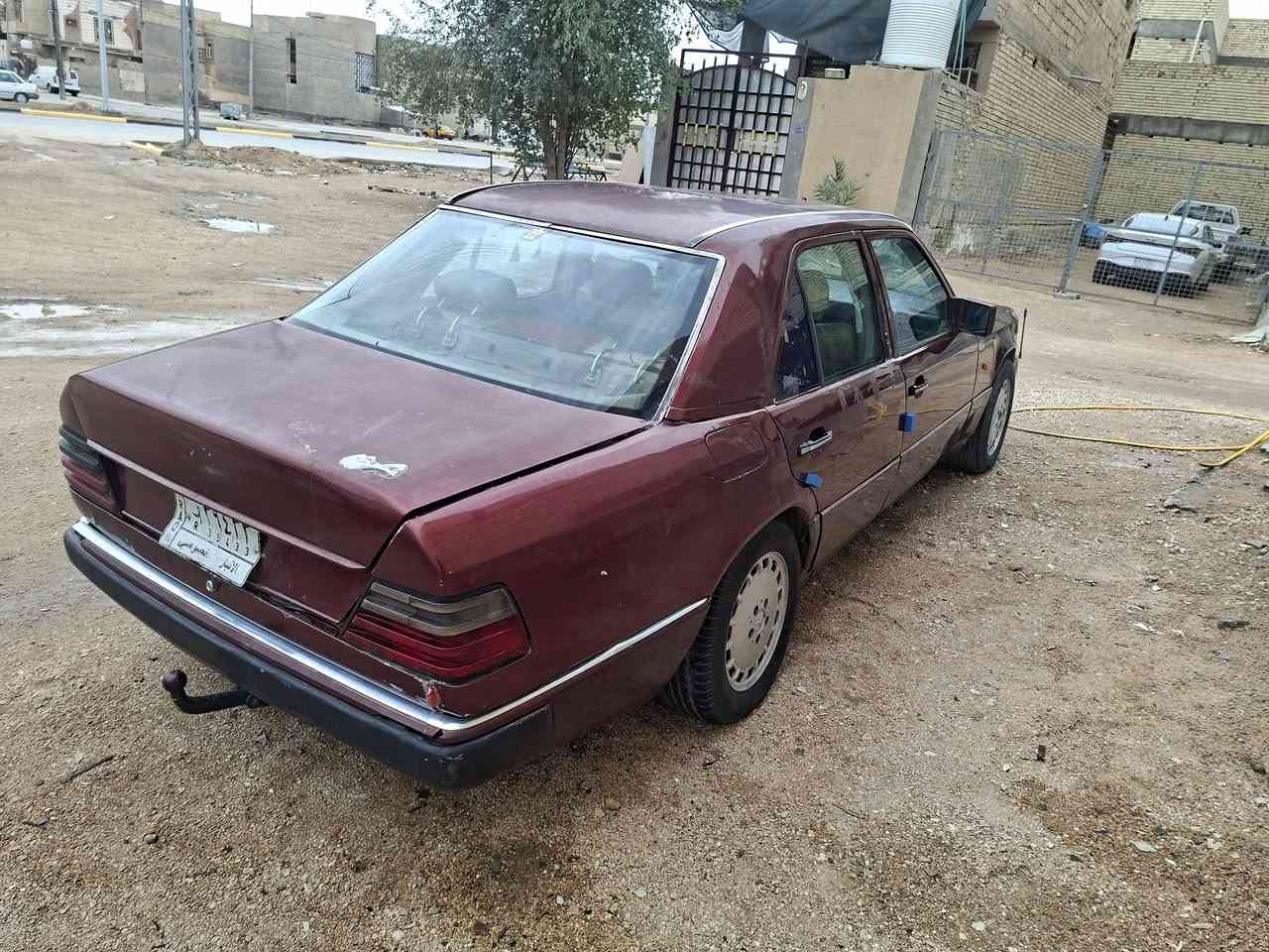 مارسيدس دب مديل ١٩٨٧ رقم انبار الماني سنويه عظم عاج محمور كير ومحرك بطه مكفولات قواعد دبل بلاد سعرها ٢٥ وبيها مجال مكانها كربلاء حي النصر ***********سعرها ٢٥
