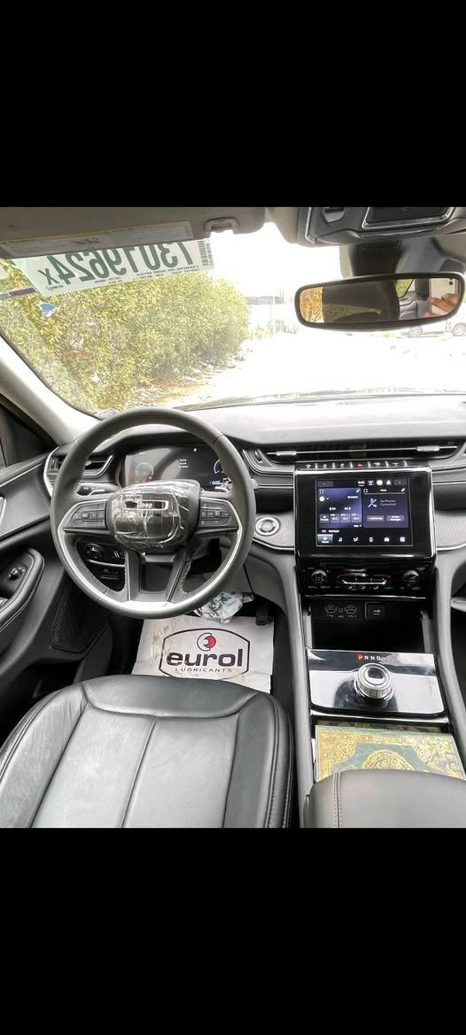 جيب كراند شيروكي ٧رلكب سياحي كشنات جلد كهربا؛ كير ماوس الشكل الجديد تايراتهة مال الشركة شفتات ستيرن بلاك ماشية ٣٨ جديدة موديل ٢٣ الحاب اتصال باقي التفاصيل *********** بغداد
