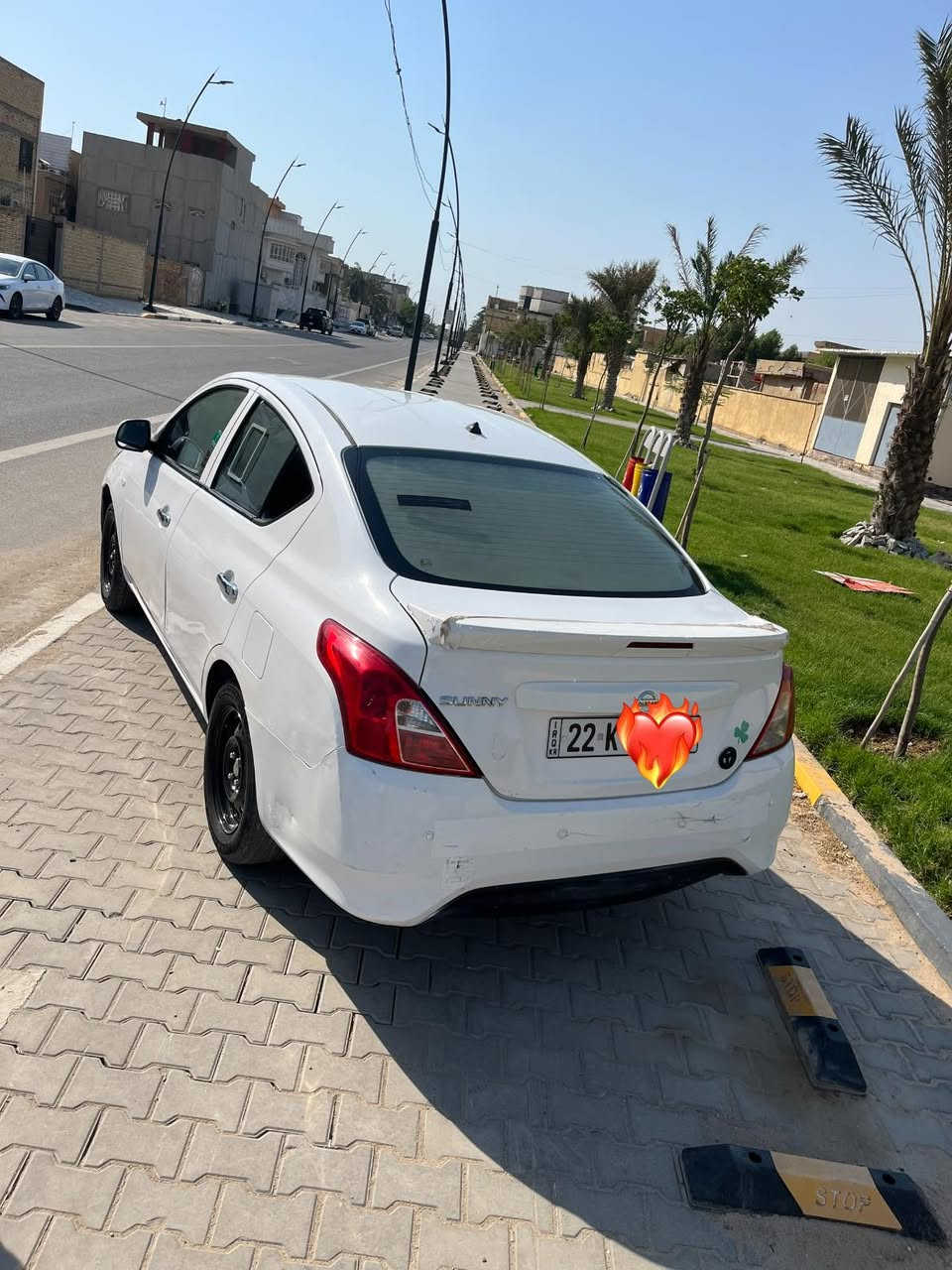 سلام عليكم
نيسان سني هندي موديل ٢٠٢١
سياره نضيفه حيل بيها باردات شوف العين 
وماشيه ١٤٠مكاني البصره المعقل ***********
