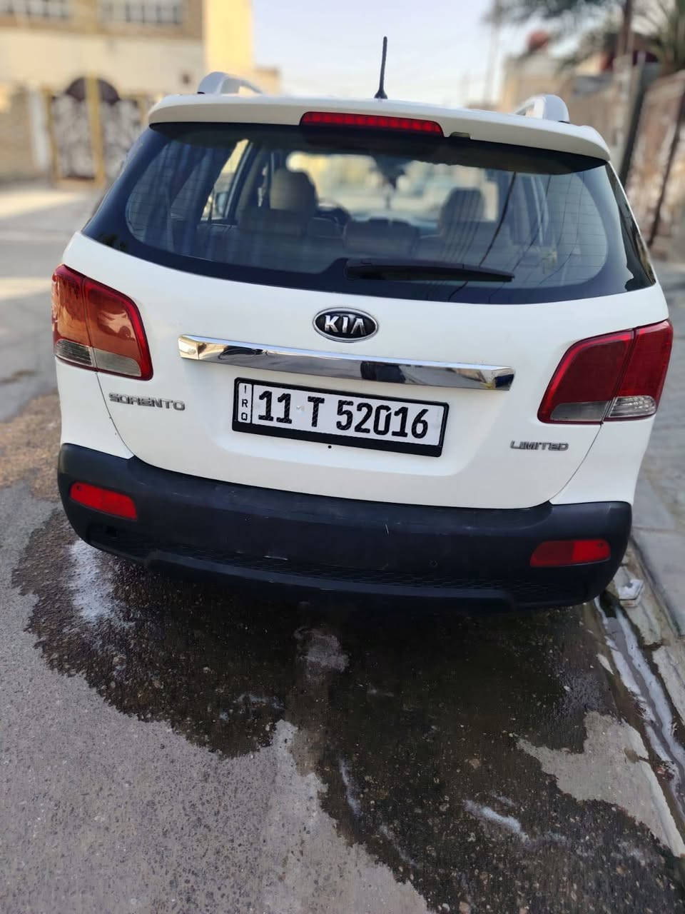 للبيع سيارة سورنتو موديل 2012 ضرر جاملغ خلفي صوب السايق تبريد فول مكينه فول حدادية جديده 
رقم بغداد انكليزي مكاني نجف تحويل ثاني يوم 
السعر 115 $
للاستفسار ***********
