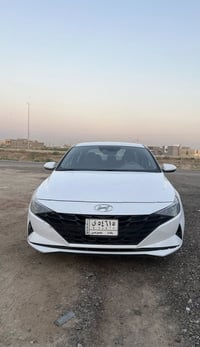 للبيع هيونداي إلنترا Hybrid Blue موديل 2023 • اللون: أبيض • المحرك: 1....
