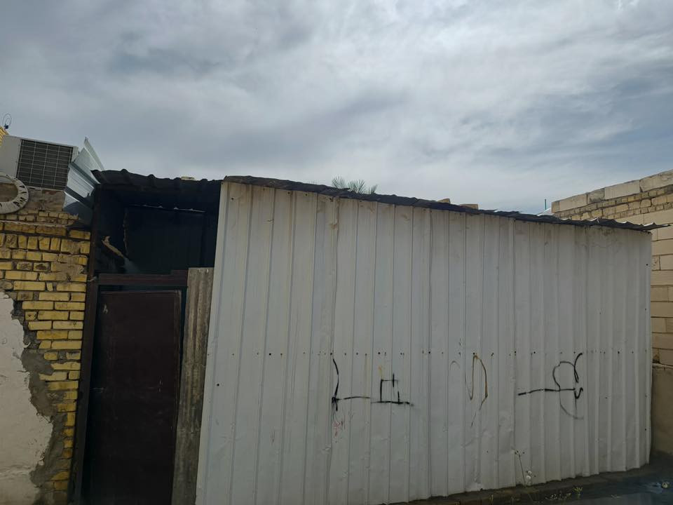 السلام عليكم سقيفه لبيع تفيد بكلشي لمحل لكراج مكاني ناصريه مركز 
رقمي ***********
