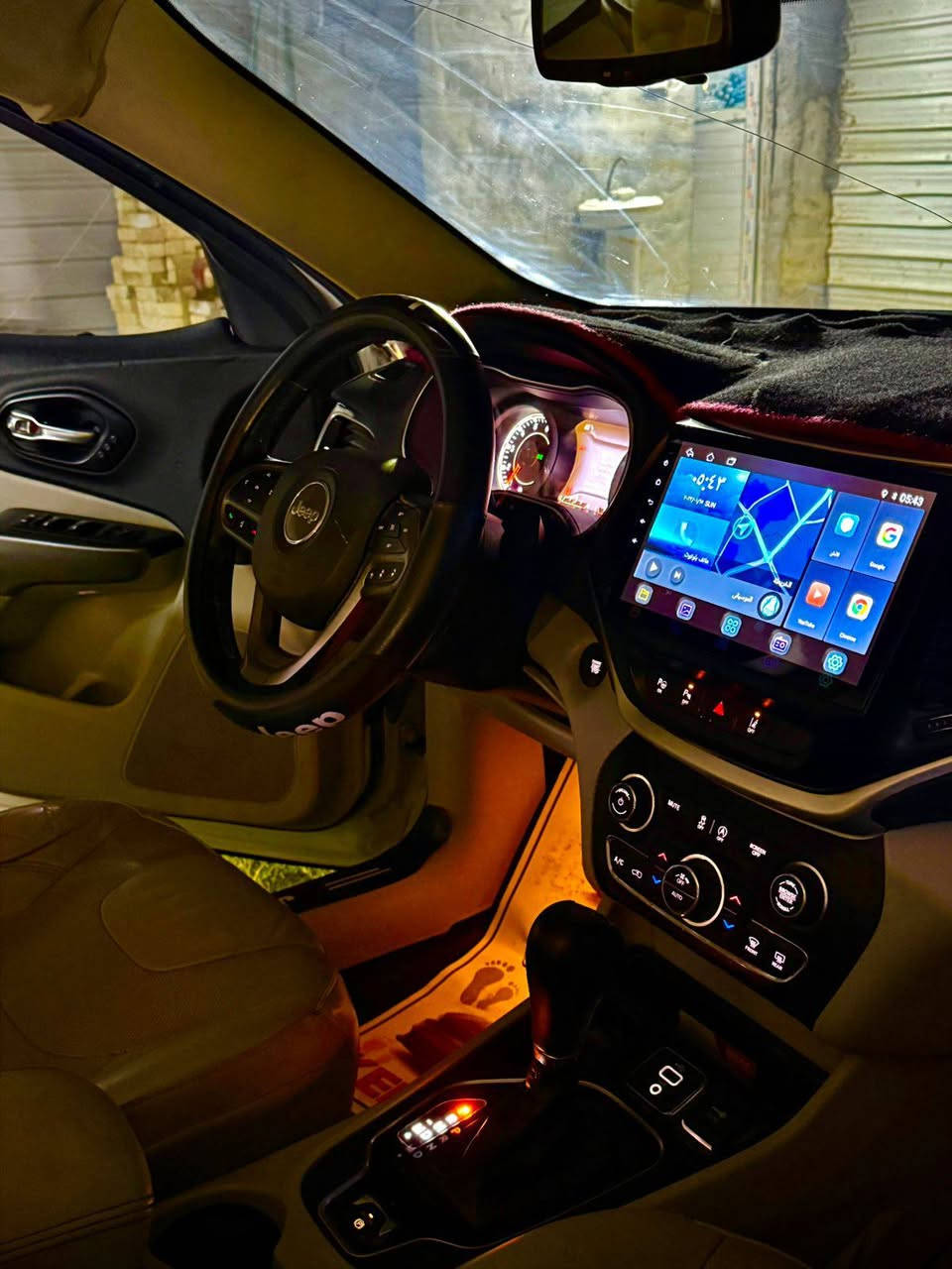 السلام عليكم
للبيع او مراوس حسب القناعة 
 جيب شيروكي موديل 2021 امريكي
 رقم بغداد دولي بسمي تحويل ثاني يوم 
 فول مواصفات لمتيد دفع رباعي 
بصمة تشغيل بصمة ابواب سستم صوت  
 محرك 3200. كير ومكينة وحدادية جديد 
كشنات جلد داخل بيجي
 تبريد قطعتين كشنات كهرباء شاشة كبيرة
جنطة كهرباء اشاير بل مري تشغيل عن بعد بنوراما تحكمات ستيرن خزن ميموري 
حادثهة بامريكا مجفية على جهة الصدر صور الحدث موجودة 
السعر 110$ وبي مجال 
مكان بغداد / الدورة 
 للاتصال ***********
