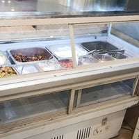 عارضة مقبلات للبيع 14 بلانك ناقصهة بس غاز  السعر 300 الاستفسار 0775149...