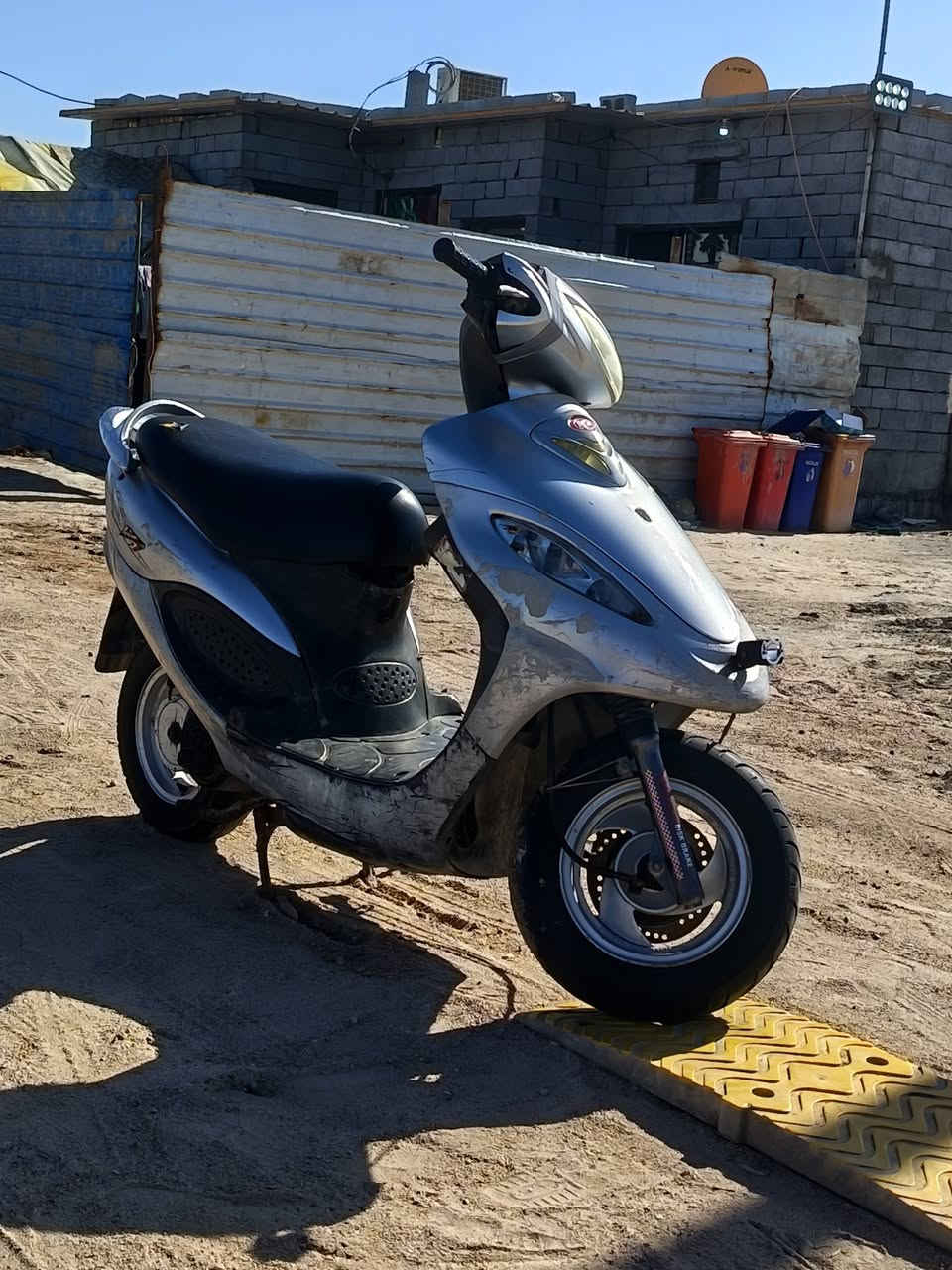 كامكو v1 للبيع دراجه حلو ونضيفه للعلم دراجه فيت بم ونوزل مو كابريته كززه يحتاجله لحيم طاك الصالنه موجوده السعر 275 وبيه مجال


**إذا كنت صاحب هذا الإعلان وتريد حذفه لأي سبب، رجاءا أرسل رسالة إلى الدعم الفني**