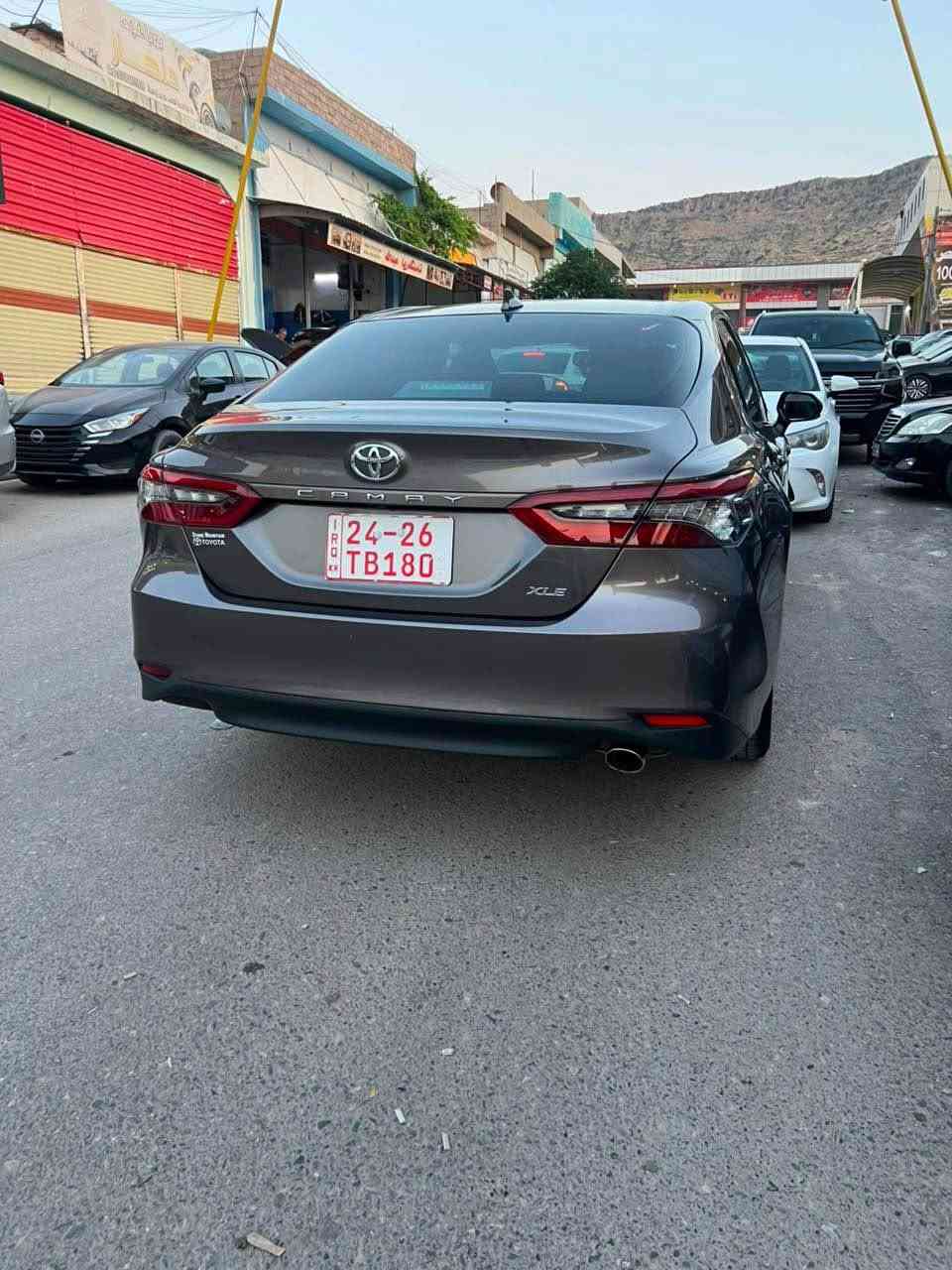 كامري XLE 2024
فول مواصفات عدا الفتحة فقط
داخل ابيض مرغوب
بيها شبر صبغ مع كارت بالبوند 
برشوت ستيرن سستم شركة 
كلش نظيفة سعر مناسب 
شرط الفحص والرقم 
سعر 17,800 دولار 
للاتصال *********** دهوك, العراق
