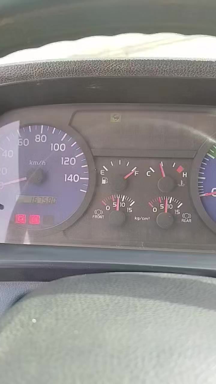 سلام عليكم هينو شيطان فحل 8 براغي ايسر بلاد موديل 2012 اصل مامعلاية مكينة 80 سوبر فول عادي السيارة زيرو مال مزاد ماشية 165 الف لونها سابقاً عسكري ومصبوغة فقط. مكينه على وضع الشركة شرط حتة ألمي مال شركة . دبل اكسل بلاد ارنب وسلحفاة يعني شارع عدل أو مناطق صحراوية ورمال كلشي تشتغل كرين وسطحية كرين 3 سلايت مكفول والسطحية هوليدر والونج جديد تفصال الشمال طول 6 متر السيارة بعدها تاير جوب علة وضع اليابان يعني مامشتغلة السيارة شاصي جبار وعريض مكفول رقم اربيل دولي السعر 425 وبيهة مجال للشراي العنوان بغداد الحسينيه مال راشديه للاستفسار الاتصال ***********.
